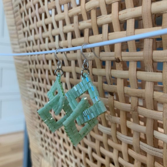 Sea Glass Color Beaded Earrings from Japan - Picture 5 of 11